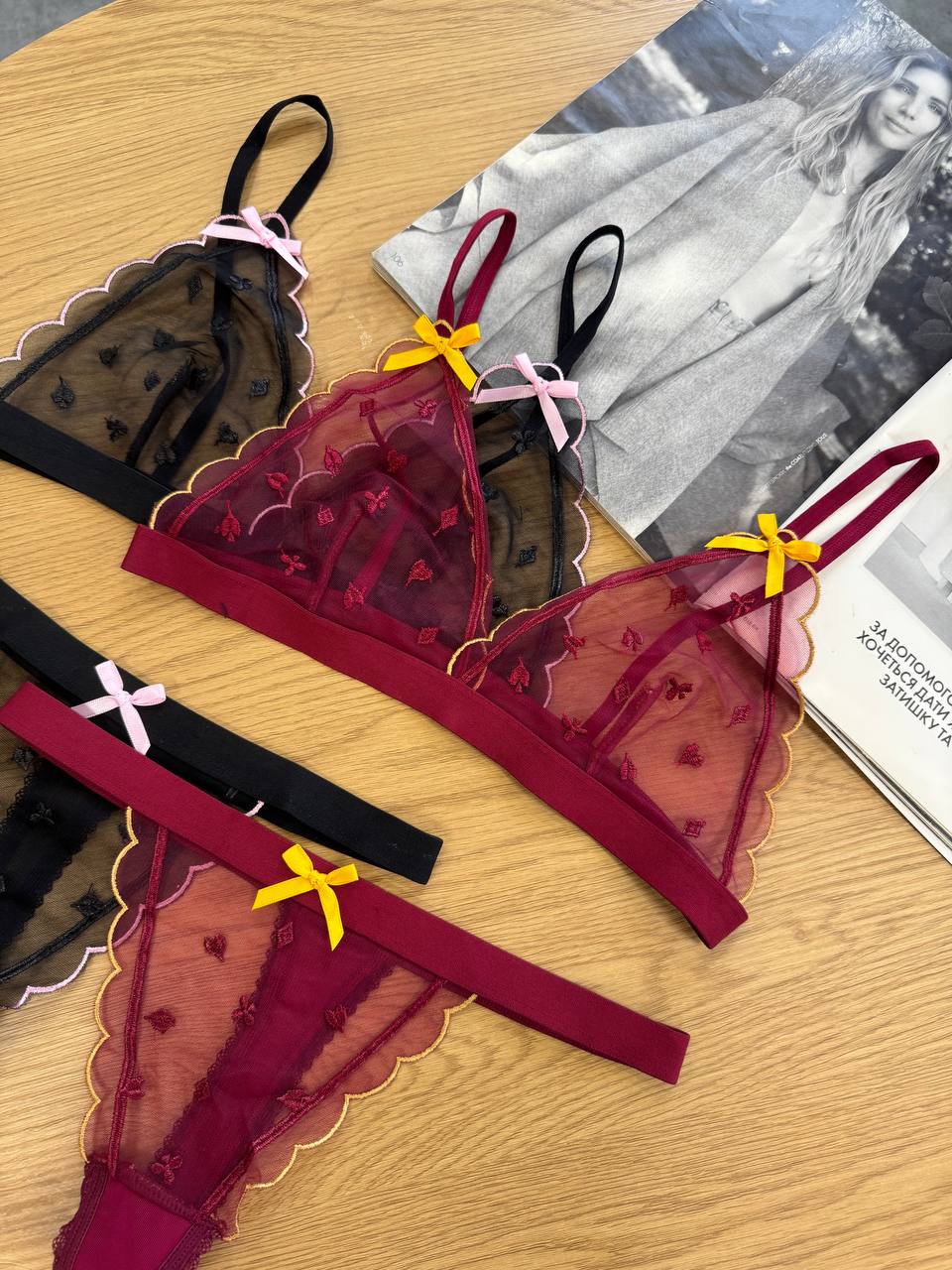 Комплект в сіточку з бантиками