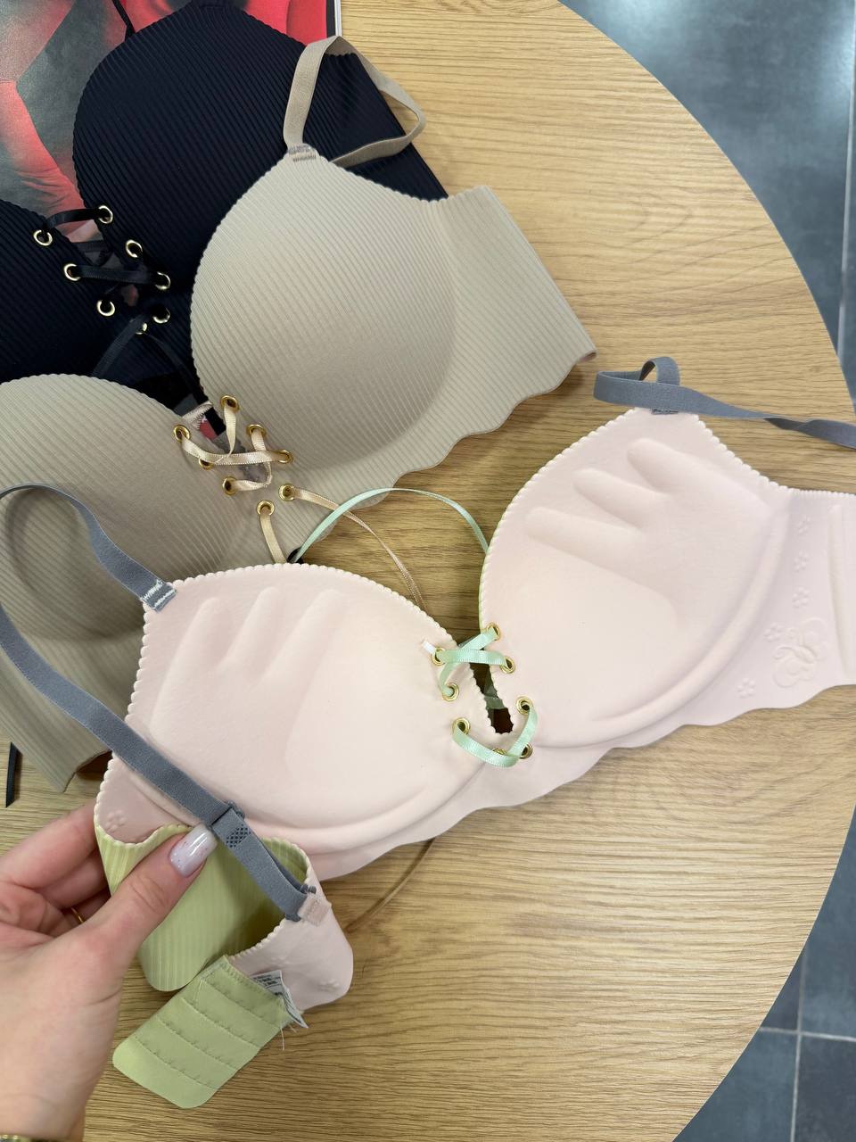 Бюст  в рубчик з пуш-ап