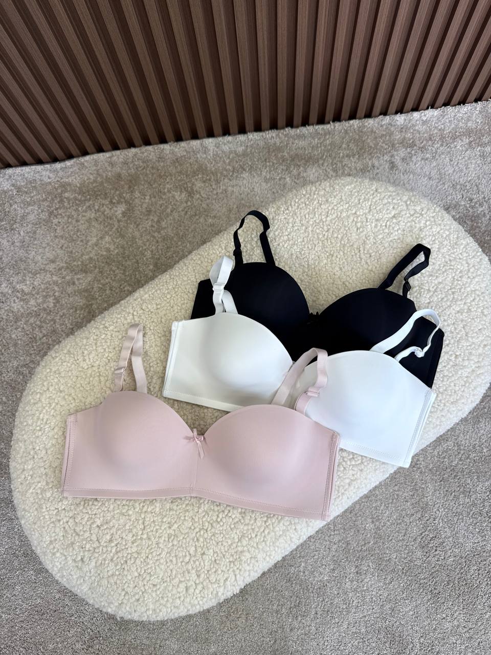 Бюст з Бантиком