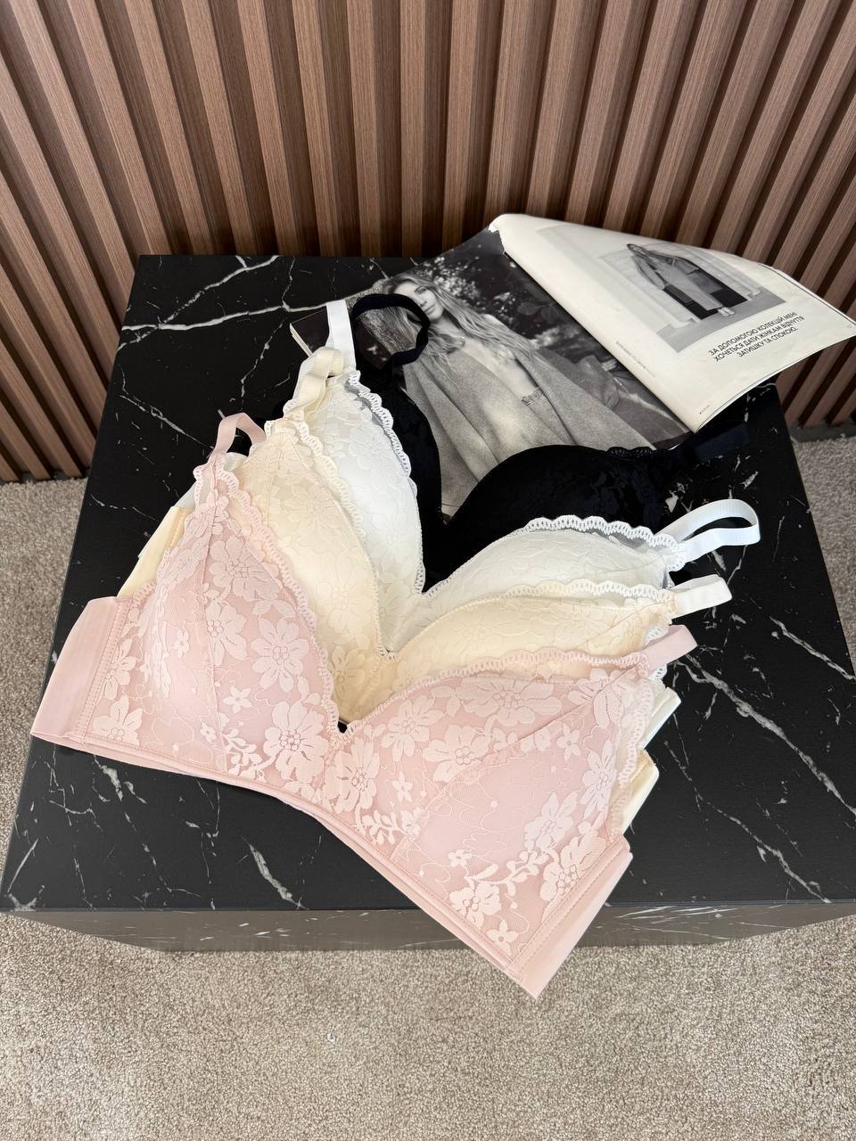 Мереживний безшовний  бюст