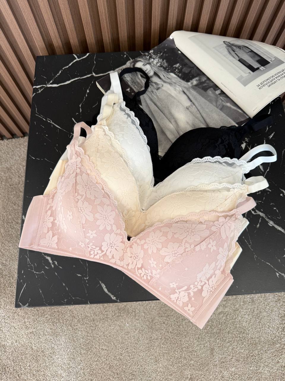 Мереживний безшовний  бюст