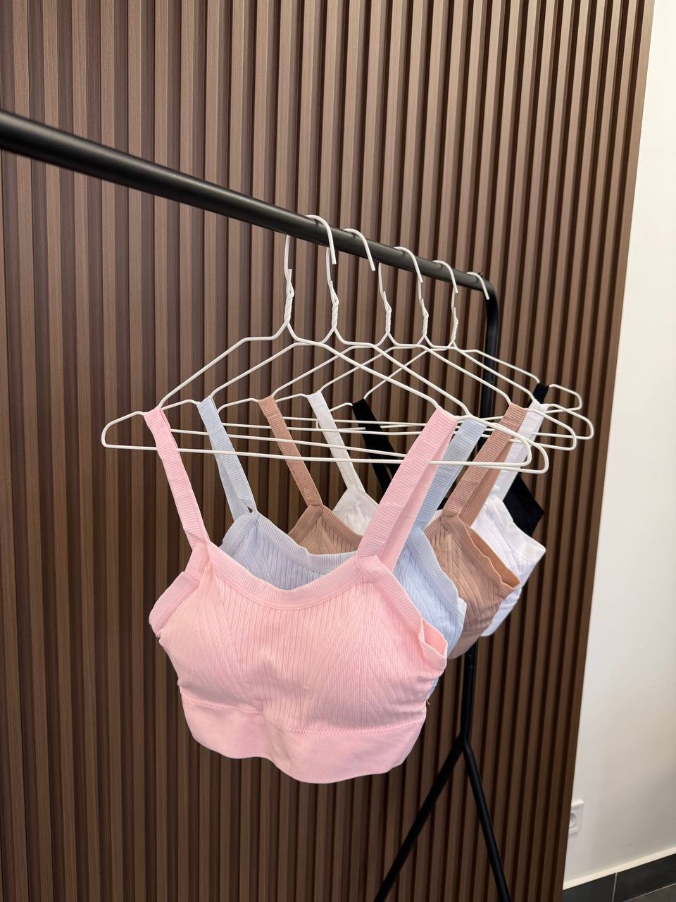 Топ базовий брак розпродаж