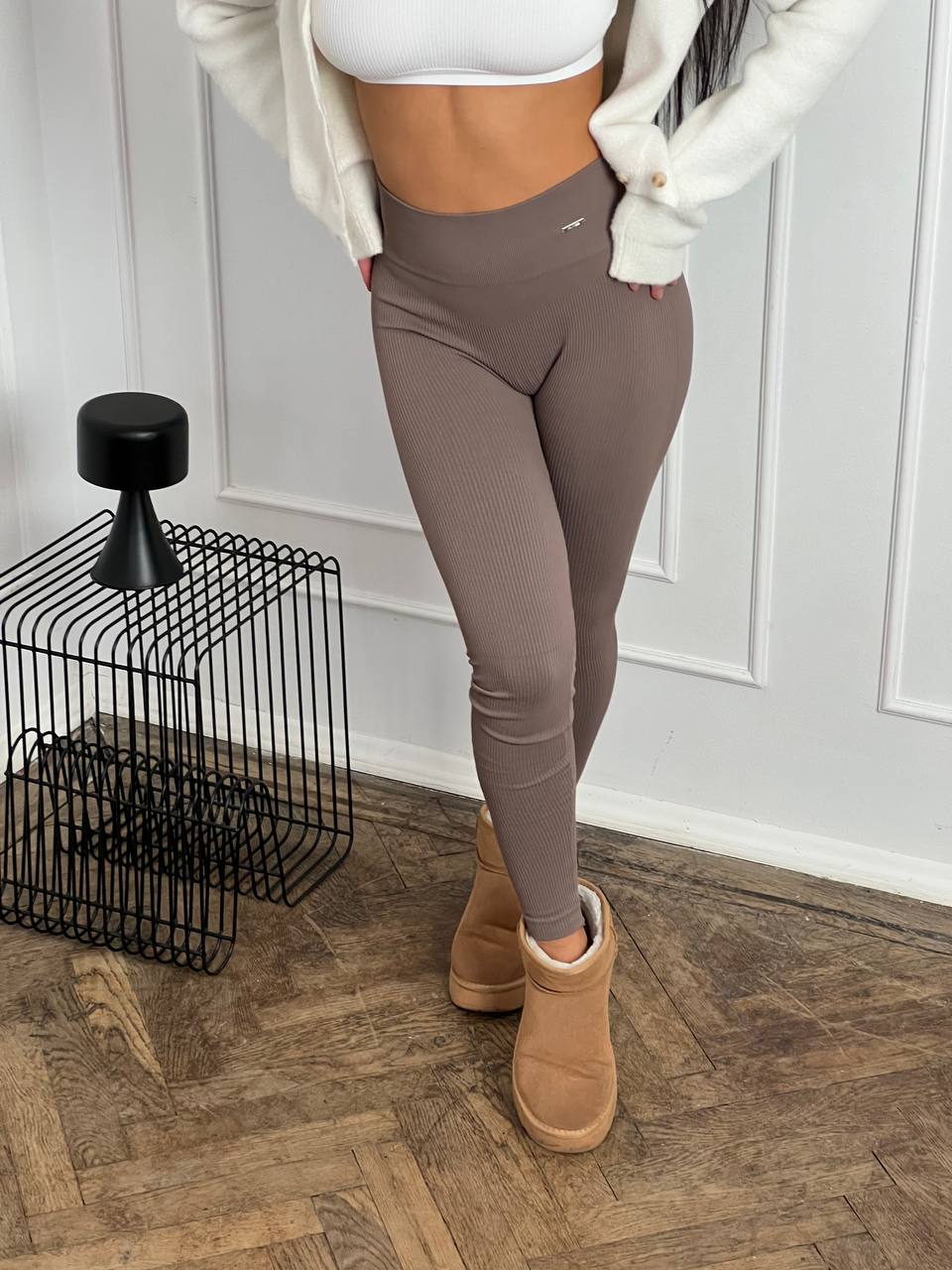 Лосини з емблемою