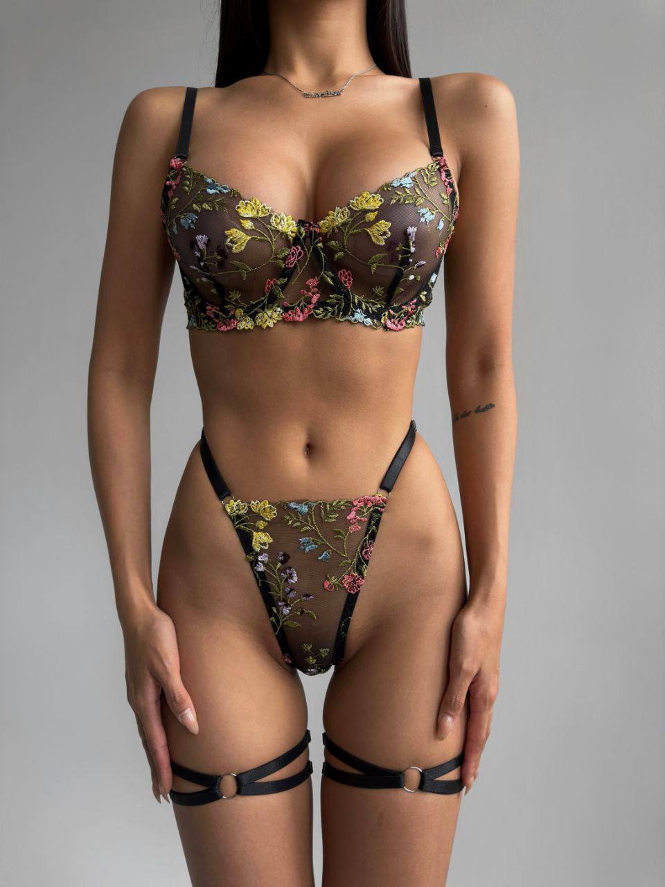 Комплект спокусливий квітковий