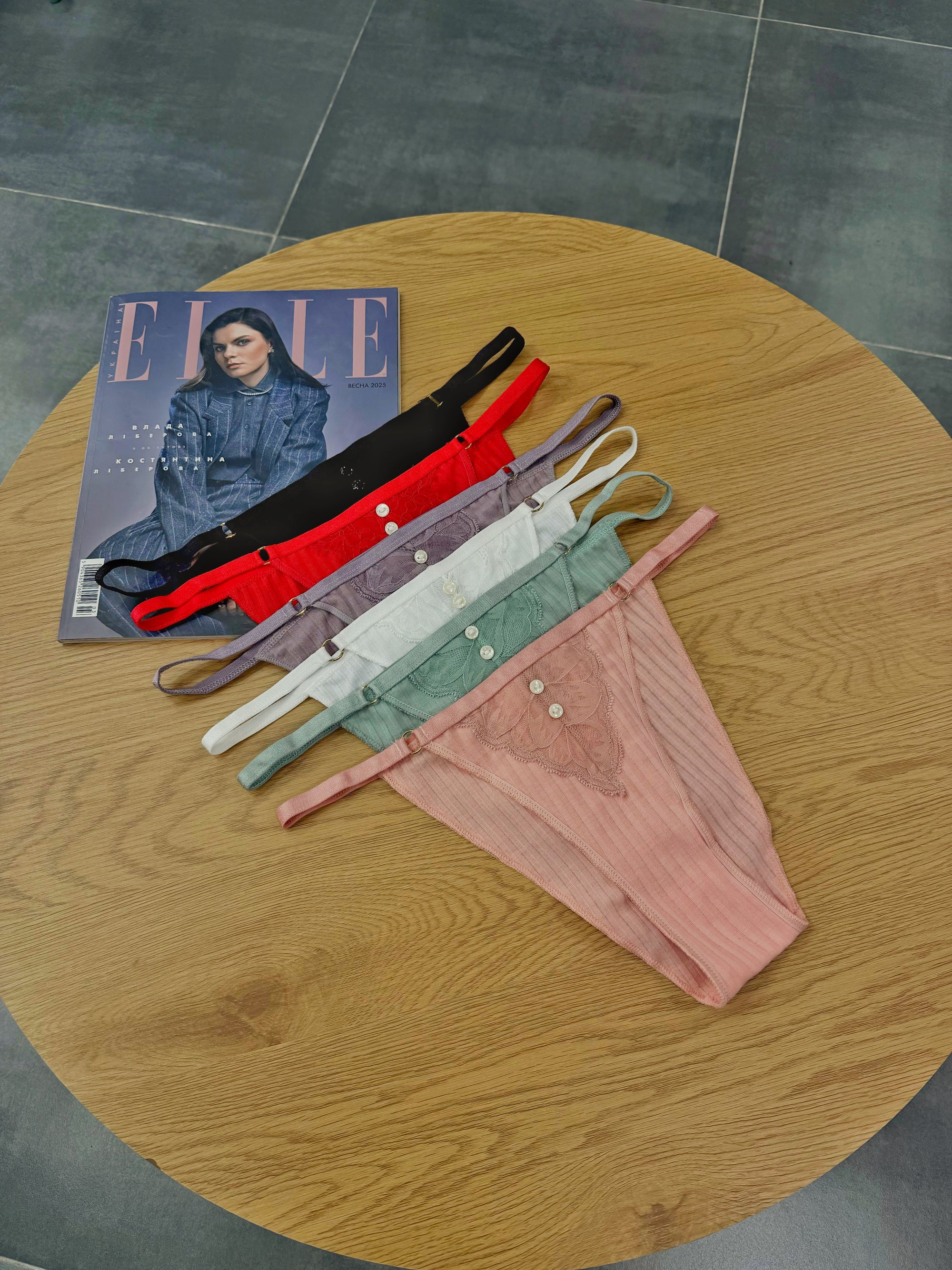 Бразильяни на тонкій резинці