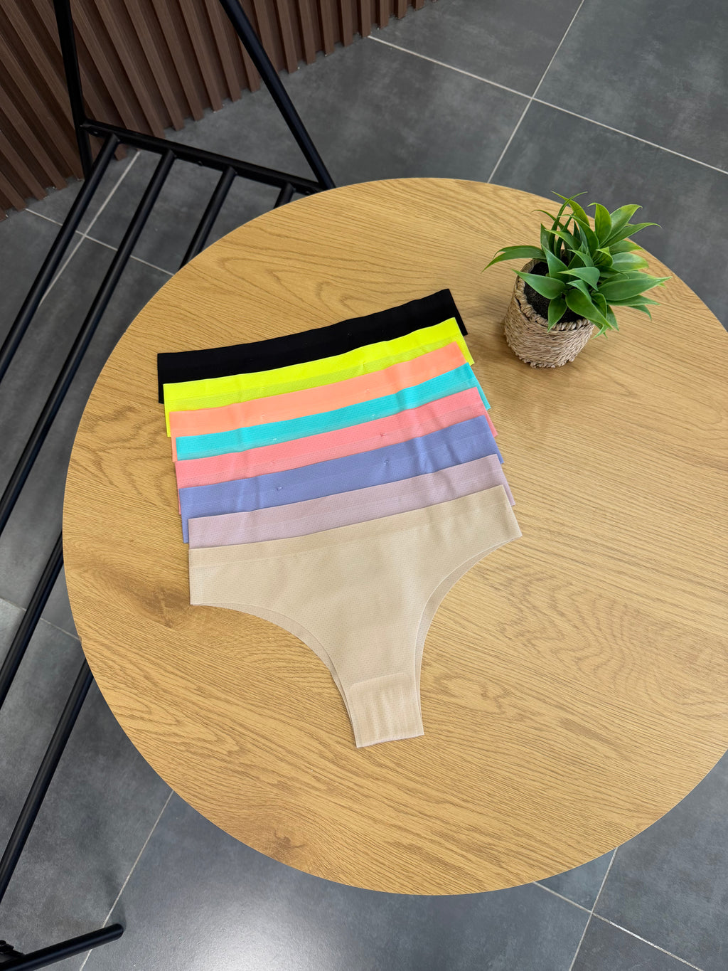 Бразильяни безшовні з перфорацією