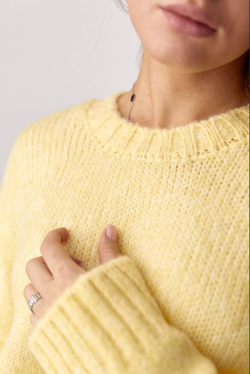 Вʼязаний жіночий джемпер Oversize