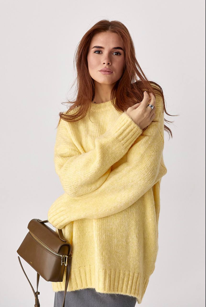 Вʼязаний жіночий джемпер Oversize